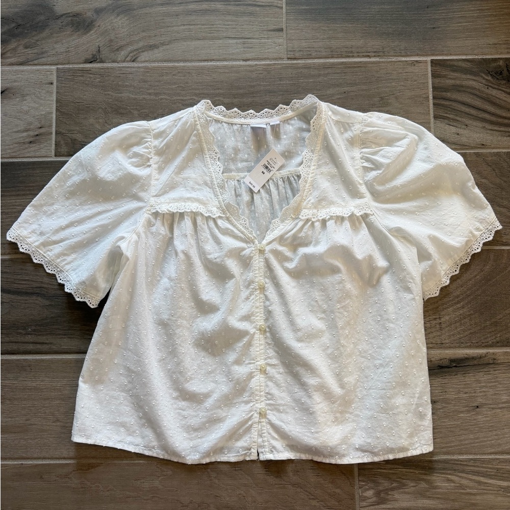 GAP White Ruffle Button-Front Blouse NWT size XS - Picture 2 of 9